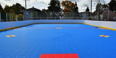 Terrain de dek hochey au Parc-école